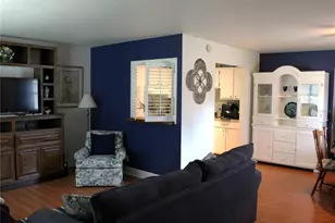 1802 Bedford Terrace, Sun City Center, FL 33573 - Photo 5