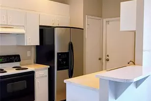 2697 Hickory Ridge Dr, Lakeland, FL 33813 - Photo 5