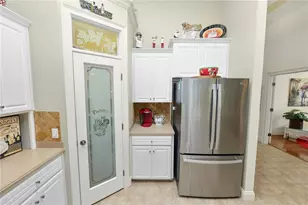 2356 Lake James Way, Lakeland, FL 33810 - Photo 13