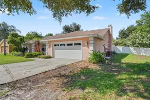 2124 Velvet Way, Lakeland, FL 33811 - Photo 3