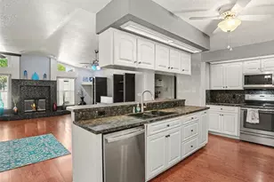 2124 Velvet Way, Lakeland, FL 33811 - Photo 9