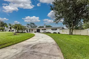 2925 E Lake Hartridge Dr, Winter Haven, FL 33881 - Photo 55