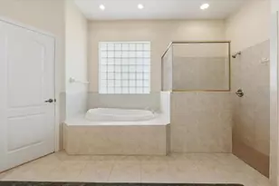 5646 Hillview Ct, Lakeland, FL 33810 - Photo 21