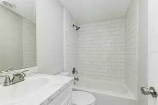 8905 Carrolwood Dr, Lakeland, FL 33810 - Photo 17