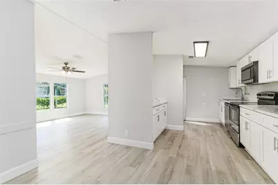 8905 Carrolwood Drive, Lakeland, FL 33810 - Photo 5