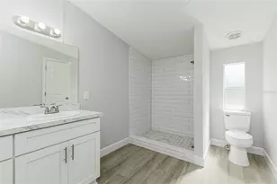 8905 Carrolwood Dr, Lakeland, FL 33810 - Photo 13