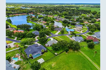 4027 Cheverly Drive W, Lakeland, FL 33813 - Photo 9