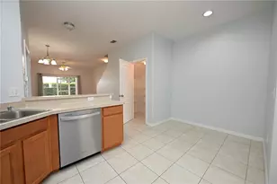 4219 Winding Vine Dr, Lakeland, FL 33812 - Photo 7