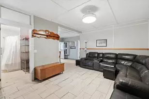 1425 Pioneer Dr, Lakeland, FL 33809 - Photo 5