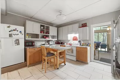 1425 Pioneer Drive, Lakeland, FL 33809 - Photo 11