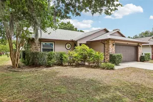 6540 Foxmoor Dr, Zephyrhills, FL 33542 - Photo 3