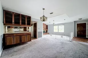 629 Orange Valley Cir, Lakeland, FL 33813 - Photo 9