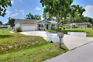 6739 Farris Dr, Lakeland, FL 33811 - Photo 3