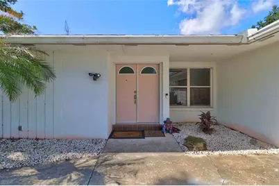 54 Lake Link Circle SE, Winter Haven, FL 33884 - Photo 5