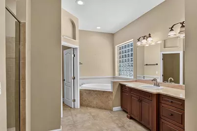 5704 Lake Victoria Drive, Lakeland, FL 33813 - Photo 27