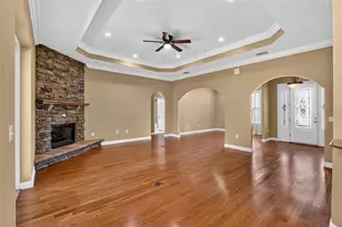 5704 Lake Victoria Dr, Lakeland, FL 33813 - Photo 11
