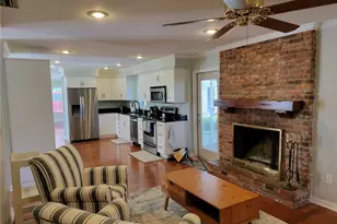 4435 Mt View Dr, Lakeland, FL 33813 - Photo 7