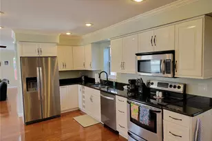 4435 Mt View Dr, Lakeland, FL 33813 - Photo 9