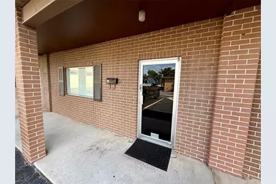 1804 W Baker Street #E, Plant City, FL 33563 - Photo 3