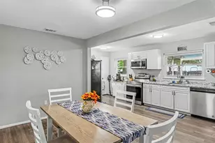 1309 Cinnamon Way W, Lakeland, FL 33801 - Photo 7