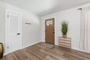 2072 Lake Ariana Blvd, Auburndale, FL 33823 - Photo 5