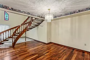 633 Victoria Square Ln, Lakeland, FL 33813 - Photo 7
