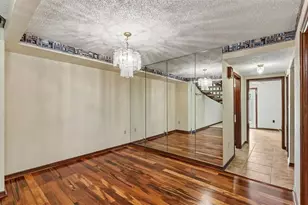 633 Victoria Square Ln, Lakeland, FL 33813 - Photo 5