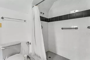 633 Victoria Square Ln, Lakeland, FL 33813 - Photo 29