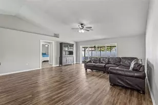 530 Jessanda Way, Lakeland, FL 33813 - Photo 3