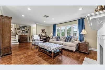 715 Laurel Lane, Lakeland, FL 33813 - Photo 3