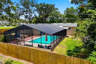 4520 Orangewood Loop E, Lakeland, FL 33813 - Photo 3