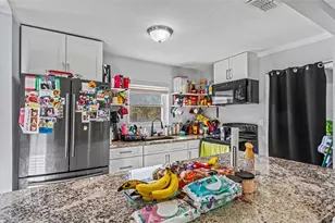 861 E Lowell St, Lakeland, FL 33805 - Photo 3