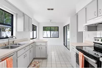 4949 Pleasant Hollow Trail #211, Lakeland, FL 33811 - Photo 13