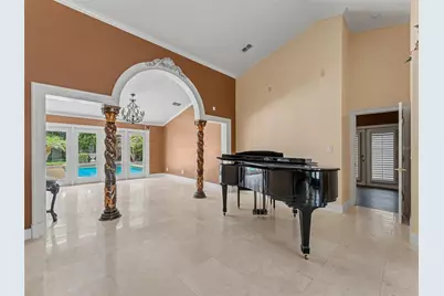 6626 Crescent Lake Drive, Lakeland, FL 33813 - Photo 9