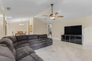 6626 Crescent Lake Dr, Lakeland, FL 33813 - Photo 43