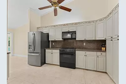 6626 Crescent Lake Drive, Lakeland, FL 33813 - Photo 35