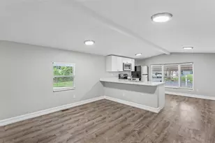 212 Kaylor Dr, Auburndale, FL 33823 - Photo 5
