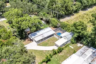 212 Kaylor Dr, Auburndale, FL 33823 - Photo 1