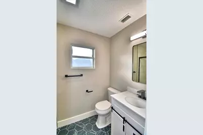 7504 Willow Wisp Drive E, Lakeland, FL 33810 - Photo 13
