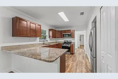 1821 W Chase Street, Lakeland, FL 33815 - Photo 9