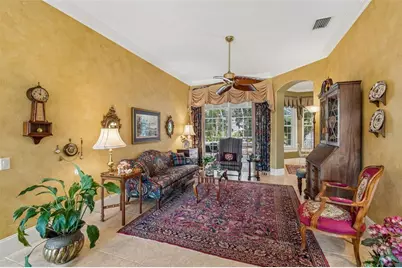 2349 Chesterfield Circle, Lakeland, FL 33813 - Photo 13