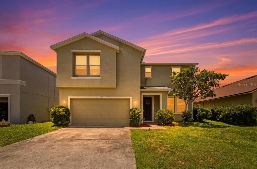 2203 Blackwood Dr - 2203 Blackwood Dr, Mulberry, FL 33860 Luxury Property | Jose Angel Pina