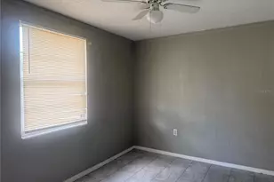 1004 W McLendon St, Plant City, FL 33563 - Photo 7