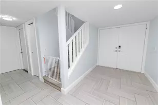 1224 Rainbrook Cir, Valrico, FL 33596 - Photo 3