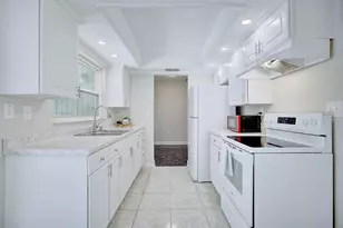 1245 Honeytree Ln E Ln E, Lakeland, FL 33801 - Photo 7