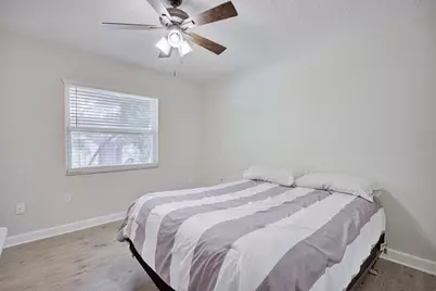 1245 Honeytree Ln E Lane E, Lakeland, FL 33801 - Photo 11