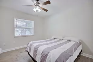 1245 Honeytree Ln E Ln E, Lakeland, FL 33801 - Photo 11