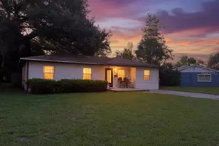3142 Henderson Cir W, Lakeland, FL 33803 - Photo 7