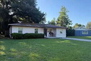 3142 Henderson Cir W, Lakeland, FL 33803 - Photo 11