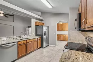 8435 Adele Rd, Lakeland, FL 33810 - Photo 15